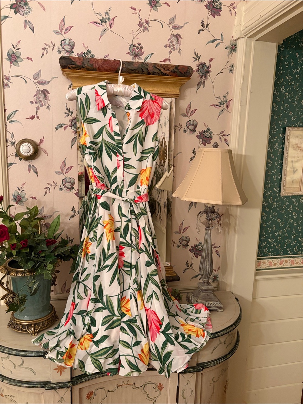 Women's White Floral A-Line Dress with Belt size 2